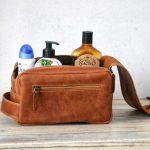 Regalo corporativo Neceser XL Vakapi en D&A confecciones. Indumentaria de trabajo