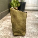 Regalo corporativo Yerbera de cuero Vakapi en D&A confecciones. Indumentaria de trabajo