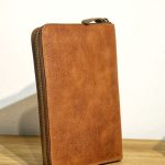 Regalo corporativo Porta pasaporte familiar Vakapi en D&A confecciones. Indumentaria de trabajo