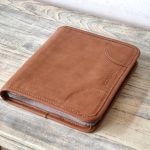 Regalo corporativo Agenda de cuero Vakapi en D&A confecciones. Indumentaria de trabajo