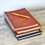 Regalo corporativo anotador espiral A5 Vakapi en D&A confecciones. Indumentaria de trabajo