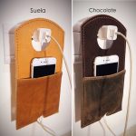 Regalo corporativo Porta cargador celular de cuero Vakapi en D&A confecciones. Indumentaria de trabajo