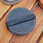 Regalo corporativo Porta vaso de cuero Vakapi en D&A confecciones. Indumentaria de trabajo